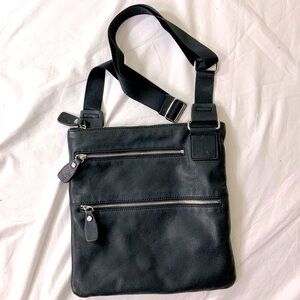 UNISEX Margot Leather Messenger Crossbody Bag